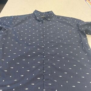 Molokai men’s XL short sleeve shirt shark/ fins. Super cool. Great vacation!